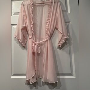 Vintage Enchanting Sheer Robe size 16/18